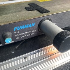 Rack Mountable Furman PL-8 Power Conditioner & Light Module 8 Port 120V