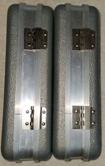 2 Peavey PVM Microphone Hardshell Storage Case With 1 Realistic Mic 33985A