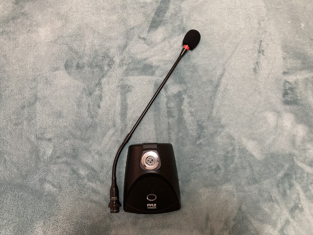 PYLE PDWM8300 CONFERENCE WIRELESS TABLETOP MICROPHONE MIC FREQ RESP 20Hz-18KHz