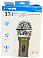 Samsung Q2U Dynamic XLR/USB Microphone Recording & Podcasting Pack.