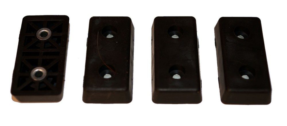 FOUR MEDIUM RECTANGULAR RECTANGLE RUBBER FEET AMPS, CASES MADE IN USA / FREE S&H