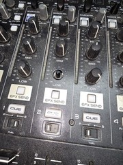 Denon DN-X1600 Mixer missing 3 knobs power on untested for parts or repair as is
