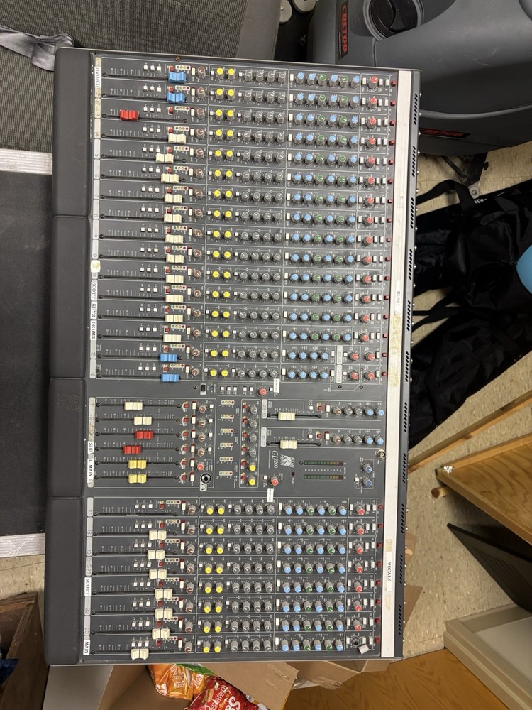Allen & Heath GL2200 Audio Mixer