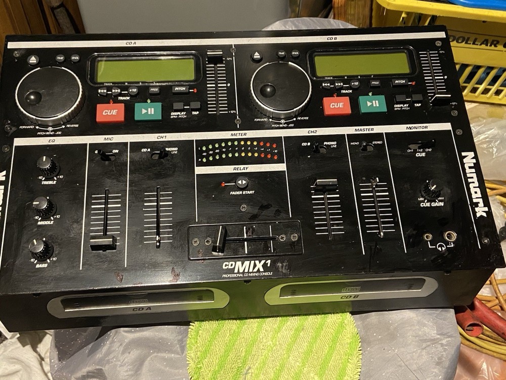 Numark CDmix1 Professional CD Mixing System