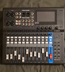 Yamaha MGX12 18-Channel Digital Mixer Touchscreen 24-Bit/96 kHz