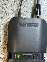 Shure BLX1 H10 Wireless Bodypack Transmitter – Black With Shure Mic Headset Used