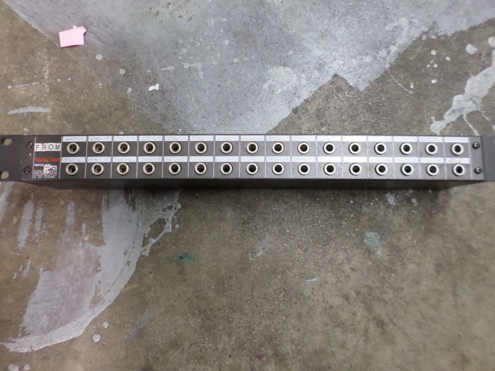Tascam Patch Bay Rack Mount PB-32P