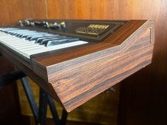 Yamaha SK10 combo-keyboards synthesizer, organ, brass and string w/ case