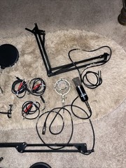 Harbinger Lvl Podcast Lot Microphones Tonor Stands Cords Filters
