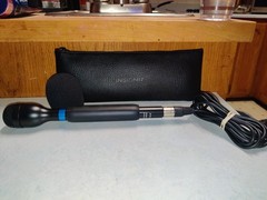 Insignia Microphone Reporter Style w/ CarryingCase & Cord Model:NS-DHMIC20