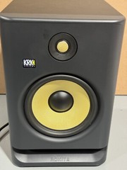 KRK ROKIT 8 G4 8″ ( PAIR ) Powered Studio Monitor TURN ON / Not Tested