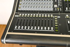 DiGiCo SD7 Digital Console w/Dual Engines, Waves, ST Optical & Road Case CG01048