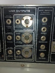Peavey Twelve Hundred Stereo Mixer Model 1200 – Early Wood-Rear-Output Version