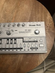 Cyclone Analogic Bass Bot TT-303 Mk1 Desktop SYNTHESIZER NEW PERFECT CIRCUIT