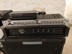 QSC MX700 2 channel power amplifier, up to 350 Watts per channel
