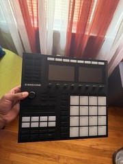 Native Instruments Maschine Mk3 Controller – Hardware Only