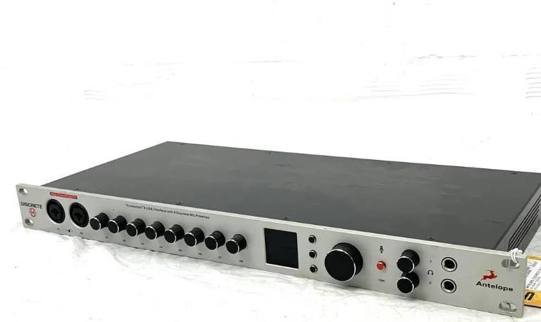Antelope Audio Discrete 8 Pro Synergy Core 26×32 Thunderbolt Audio Interface