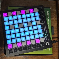 Novation Launchpad Mini MK3 Grid Controller for Ableton Live PN NOVLPD11-