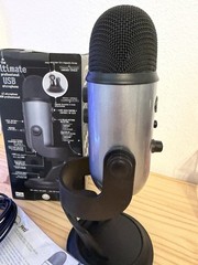 Blue Wired Yeti USB Microphone 0540 Lunar Gray With Stand Open Box