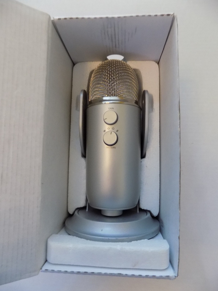 Blue Yeti Ultimate USB Microphone w/ Stand, USB Cable & Box