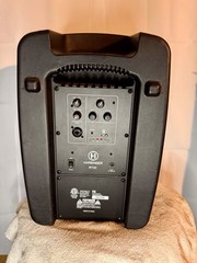 Harbinger RT25 RoadTrip Series 8″ Battery-Powered Portable Speaker w/ Bluetooth