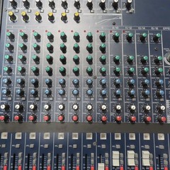 Yamaha MG166cx Mixing Console 16-Input/Channel Mixer With Power AC Adapter