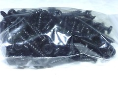 (100) Black Oxide Phillips Pan Head #8 x 1″ Long Screws