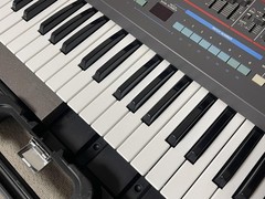 Roland JUNO-106 Polyphonic Synthesizer 61-Key Analog MIDI w/ Hard Case Manual