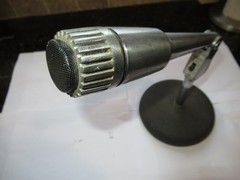 LAFAYETTE MODEL 99-4546 MICROPHONE WITH BASE