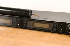 Shure U4D-J4 Dual Wireless Receiver with U2/BETA87A Handheld – J4 Band CG01YHF