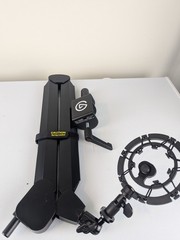 Elgato Wave Mic Arm – Premium Broadcasting Boom Arm with Shock Mount