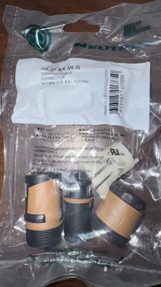 Neutrik NL2FXX-W-S Speakon Cable Connectors- cable OD 6.0 – 12.0 mm – 8 count