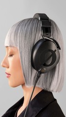 RØDE NTH-100 Professional Over-ear Headphones For Content Adult, Black