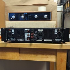 BEHRINGER A500 Professional 2-Channel Reference Amp