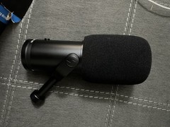 Samson Q9U XLR/USB Dynamic Broadcast Microphone + Desk Microphone Stand + Mic…