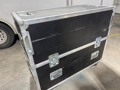 Midas HD96 Mixing console with ZCase Hydraulic Flip Case