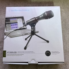 Audio-Technica AT2005USB Dynamic Cardioid USB/XLR Mic, Headphone Jack