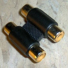 Dual RCA Jack Female to Dual RCA Jack Female Adapter Gold Plated MONOPRICE 7238