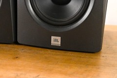 JBL LSR2325P 5″ Two-Way Bi-Amplified Powered Studio Monitor (PAIR) CG010ER