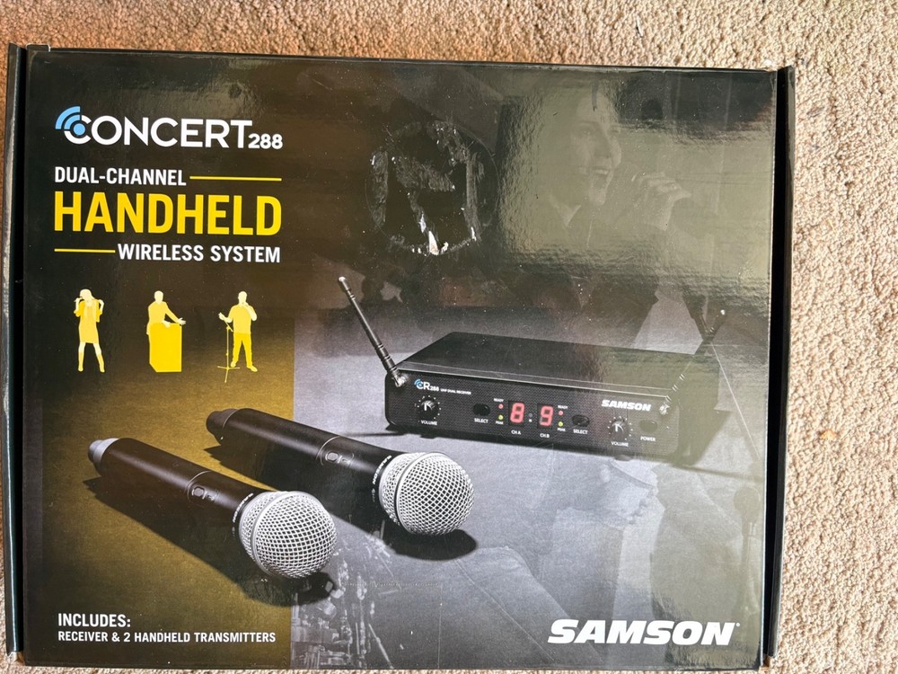 Samson Stage 212 Wireless Dual-channel VHF System with 2 Microphones