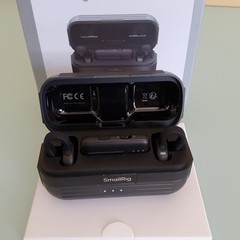 SmallRig S70-C2 Wireless Microphone with Charging Case, Black