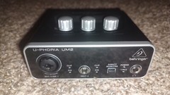 Behringer U-Phoria UM2 USB Audio Interface
