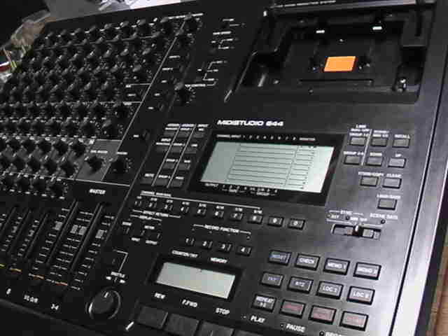 Tascam 644 Four-ch Multitrack. 12-Line analog recorder mixer. Rare!