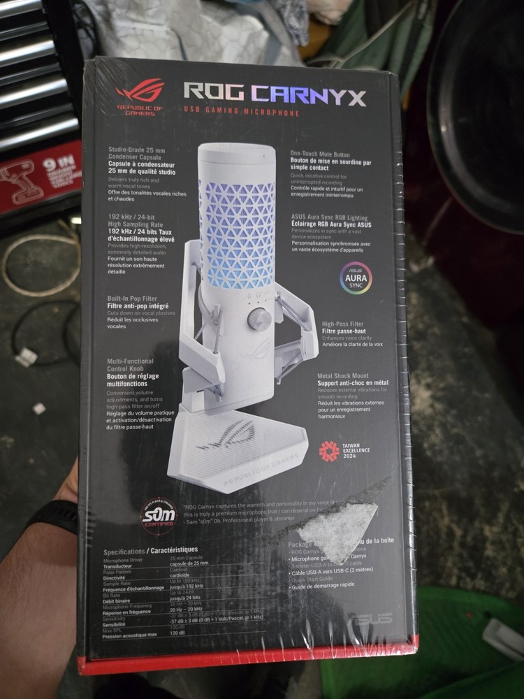 Asus ROG Carnyx 192kHz/24-bit USB Condenser Microphone Studio Gaming White RGB
