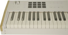 Arturia KeyLab 88 mk3 Keyboard Controller – White
