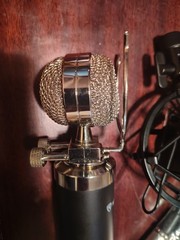 Rockville RCM03 Pro Studio Recording Condenser Microphone Mic+Metal Shock Mount