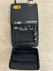2x Samson CR77 CH N6 Wireless UHF Diversity Receiver Unit w/ AC Adapter