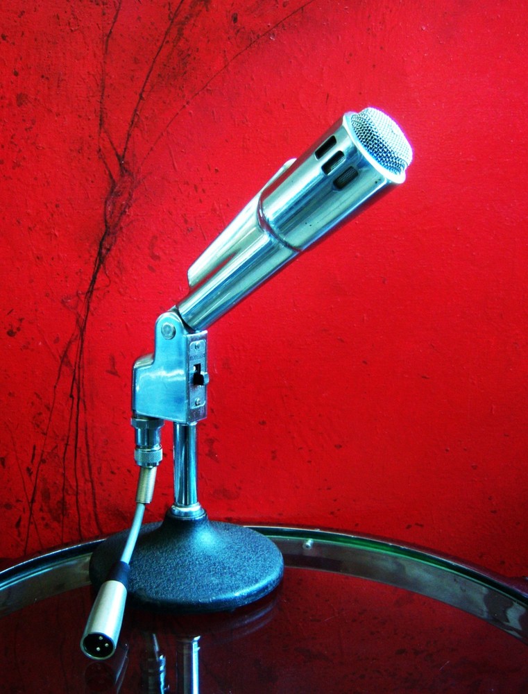 Vintage 1950s Electro Voice 664 dynamic cardioid microphone Hi Z w Belden cable