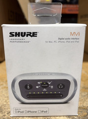 Shure MVi Digital Audio Interface with USB and Lightning Cable