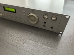 Akai S2000 MIDI Stereo Digital Sampler 1995